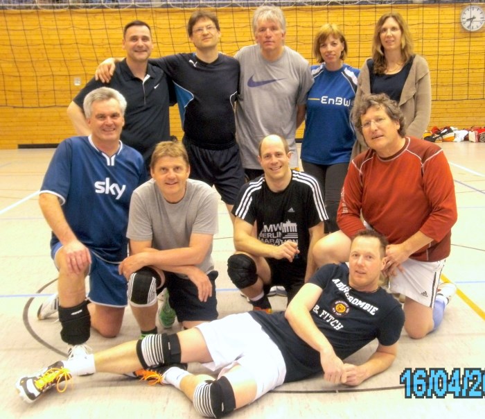 Mannschaftsfoto Dienstag-Freizeit-Team SKV Rutesheim Volleyball